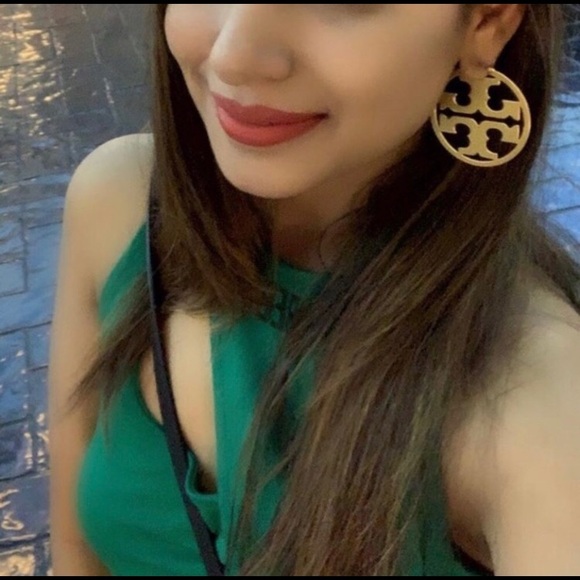 Tory Burch Miller Logo Gold Hoop Earrings - Picture 4 of 8